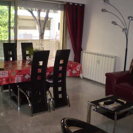 Centre Ville A 200 M De La Mer Apartment